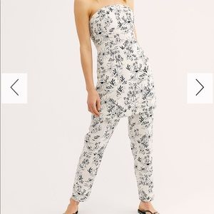 Free people two piece matching set.